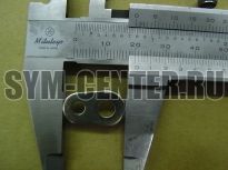 Петля крышки отсека для мелочей SYM ATV600; ATV600LE(UA60A2-6); ATV600LE(UA60A3-6) 61102-REA-000 ― | SYM-CENTER.ru - Мототехника SYM, запчасти, сервис
